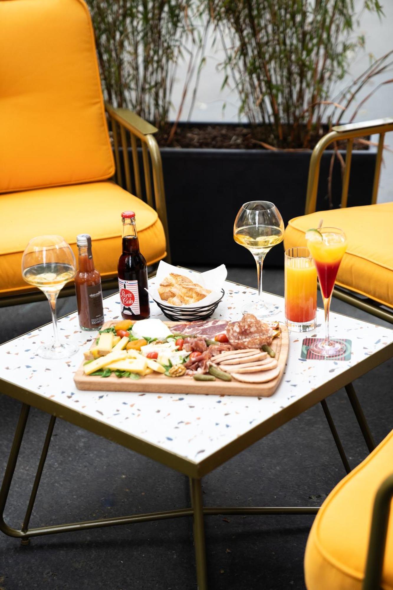 Hotel Graphik Montparnasse Paryż Zewnętrze zdjęcie